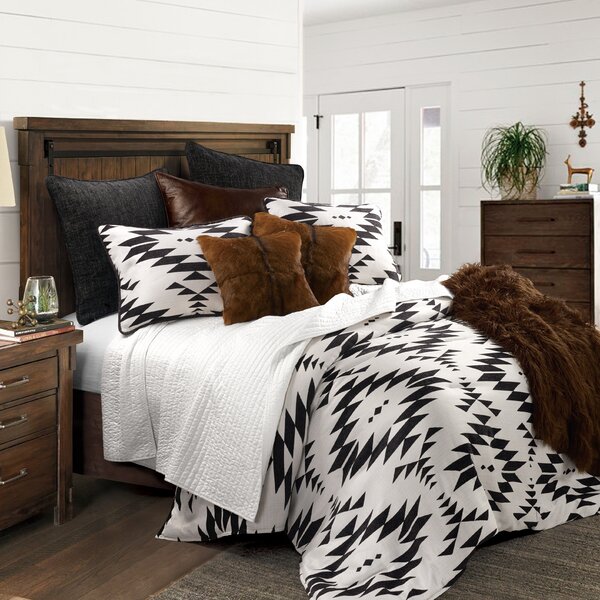 NEW! Black White Southwestern Tribal Pattern Printed QUEEN Quilt 2024 Set Eclectic